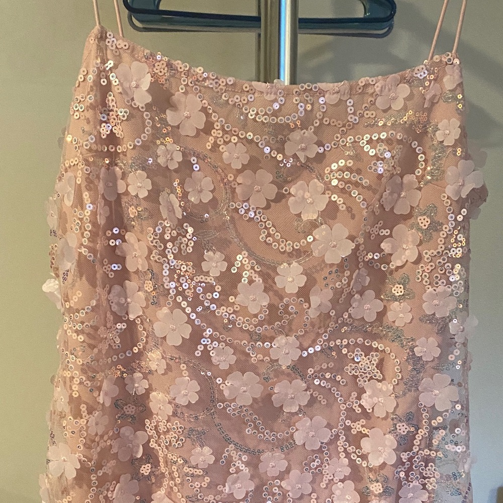 Pink Sequin Floral Dress - Picture 3 of 8